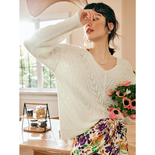 欧芮儿V领套头针织衫女秋冬2021年新款宽松显瘦慵懒时尚粉色毛衣 商品图3