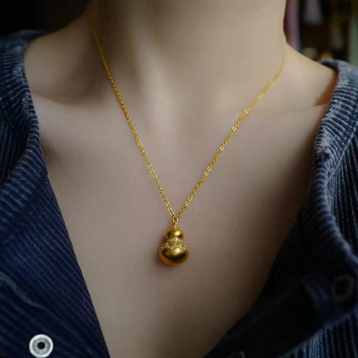 古法黄金点钻系列 连绵不断如意纹满钻足金葫芦锁骨链项链 商品图5