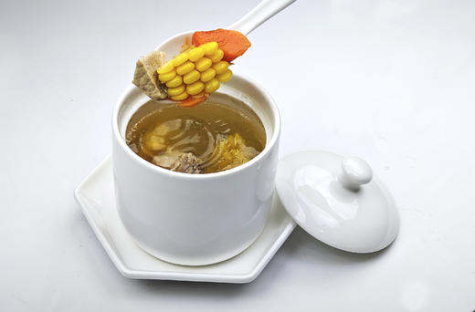 胡萝卜玉米排骨汤 商品图0