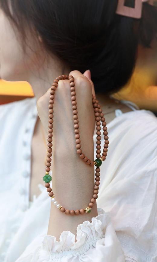 0.6原创碧玉(四叶草)老山檀手串 108粒 商品图2