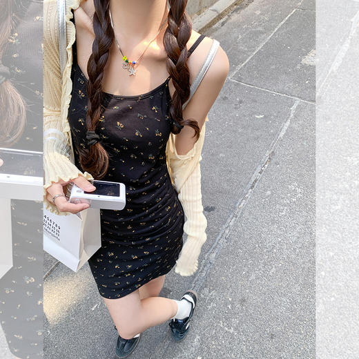 <曾小咸推荐>【港女玩家】碎花连衣裙套装 商品图0