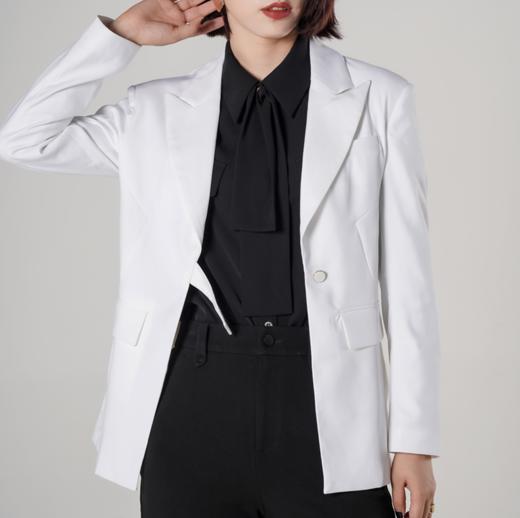 臣禾通勤小西装个性一粒扣外套9211012876 商品图0