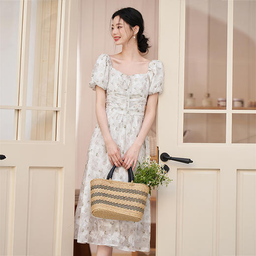 西遇法式复古茶歇连衣裙女夏季新款碎花少女花苞袖短袖梭织裙D1040749 商品图3