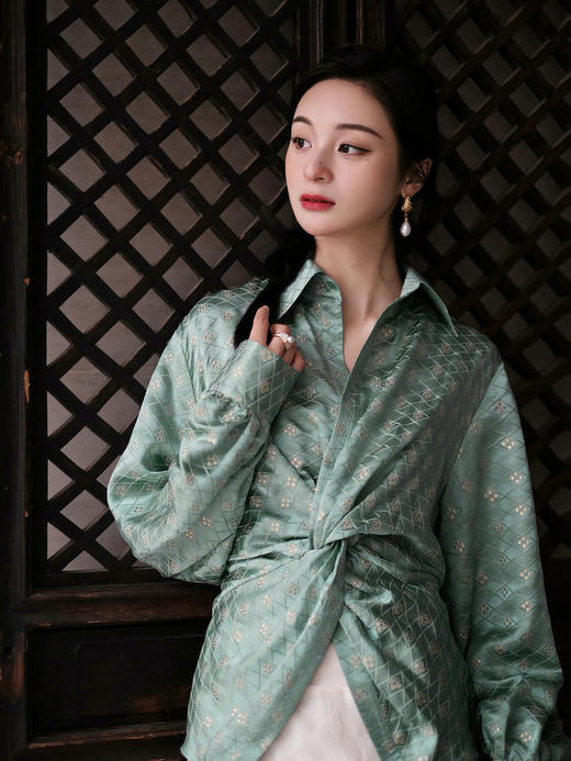 盛唐牡丹 |豆绿金丝格纹真丝扭结上衣 商品图8