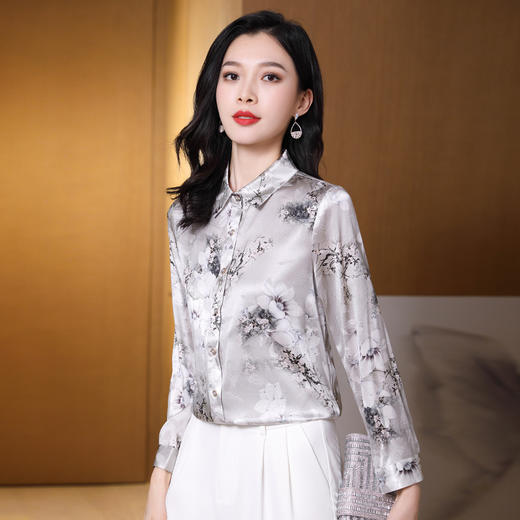 ASE9079-1真丝长袖衬衫2024春季新款高端复古印花轻熟优雅女神范桑蚕丝衬衣 商品图3