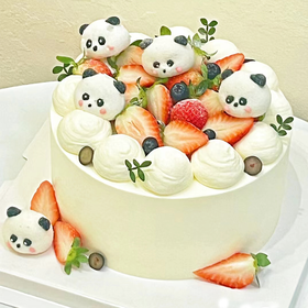 新品『草莓小熊猫』生日蛋糕