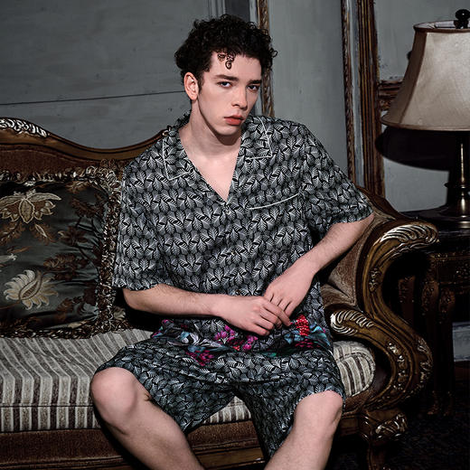 Solo seta22姆米男士真丝短袖短裤睡衣套装桑蚕丝休闲装2025新款 商品图3