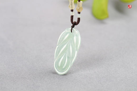 天然翡翠【玉叶】吊坠  配精美挂绳 商品图2