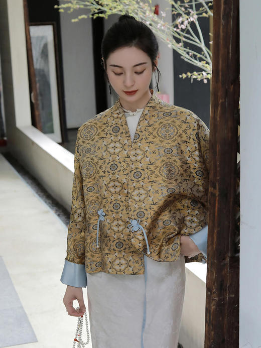 盛唐牡丹 |鹤鹿同春宋锦交叉外套 商品图1