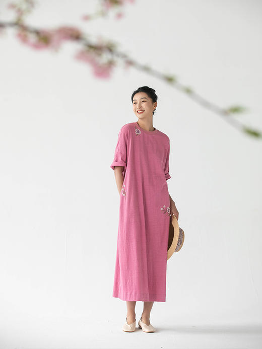 牧衣游原创 汉麻棉手工刺绣连衣裙新款圆领宽松T恤裙休闲 海月 商品图2