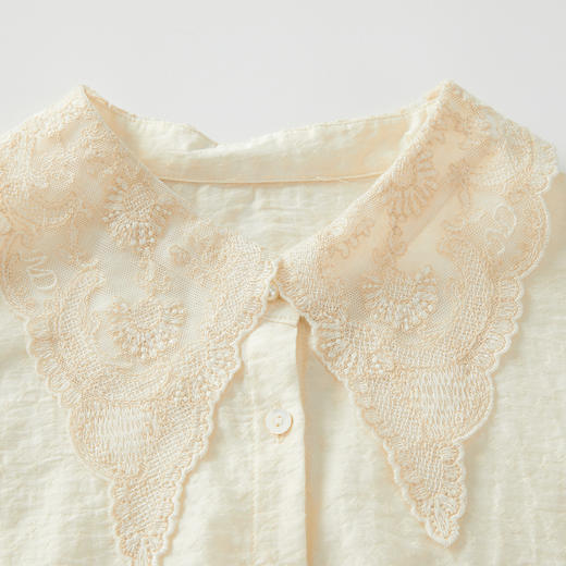 谜底通勤衬衫七分袖女2024年夏款法式浪漫领口绣花衬衣242MC0674 商品图3