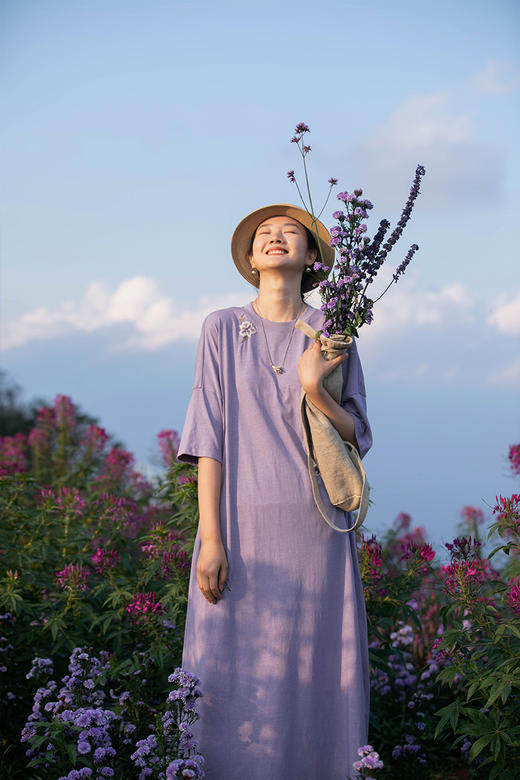 牧衣游原创 汉麻棉手工刺绣连衣裙新款圆领宽松T恤裙休闲 海月 商品图5