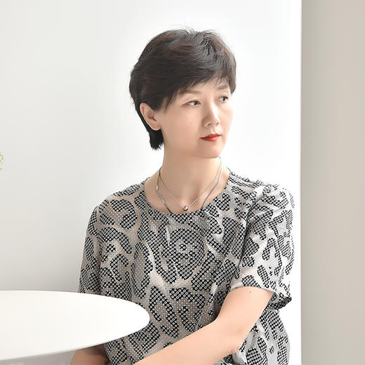 圣三利女装新款圆领上衣SL2012128 商品图2