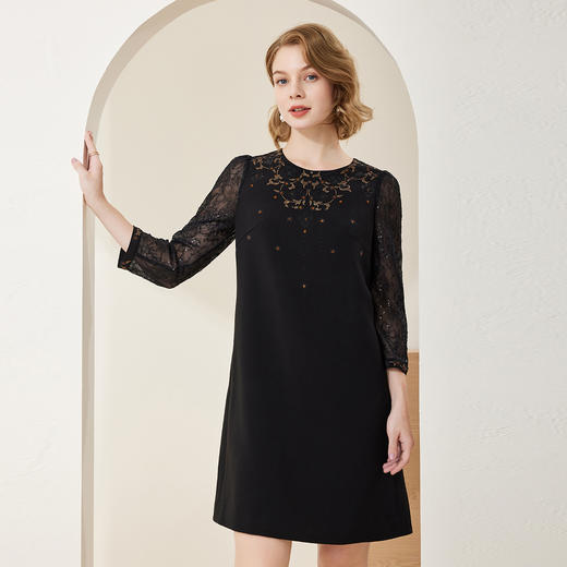 MC808斯尔丽2024春季新款时尚小圆领直身宽松烫钻小礼服款连衣裙 商品图0