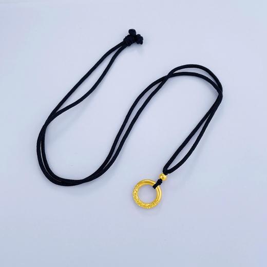 足金999.9 #热卖 #悟空 古法空心如意悟空金箍棒同心圆挂绳平安扣吊坠（含珠子，面宽约17.3mm）(AIGFDZ00012-1)（预售产品下单后不退款不退货不换货不补差价） 商品图2