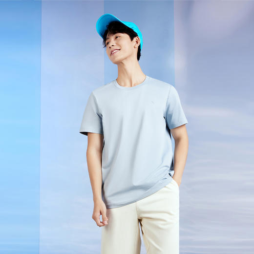 柒牌男士短袖T恤2024夏季新款轻薄凉感休闲百搭内衣内搭圆领上衣	126F70010 商品图3
