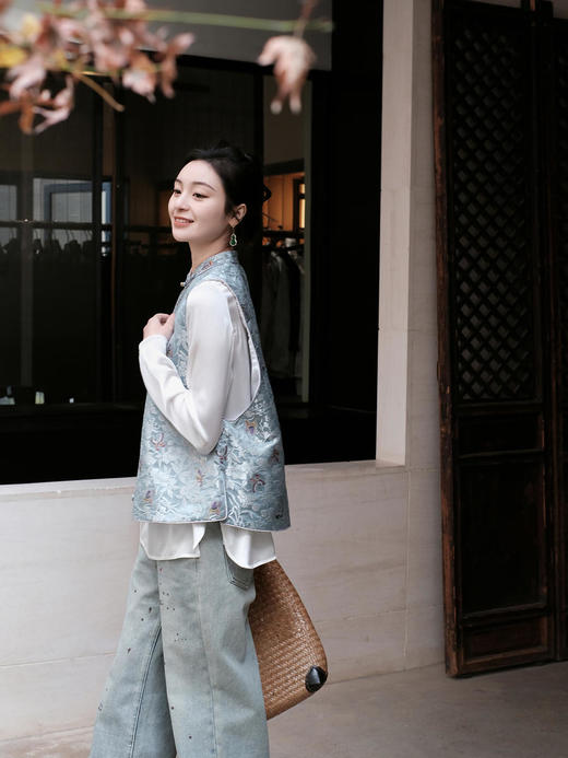 盛唐牡丹 |牡丹戏蝶真丝云锦马甲 商品图10