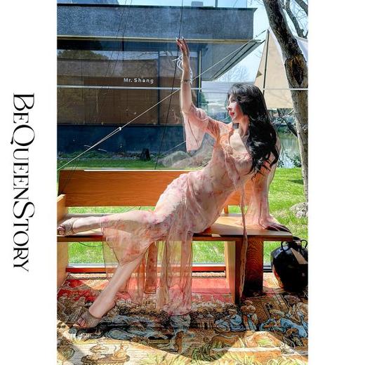 余潇潇【沙丘玫瑰】设计感定制乔其纱手绘印花荷叶边收腰连衣裙春 商品图3