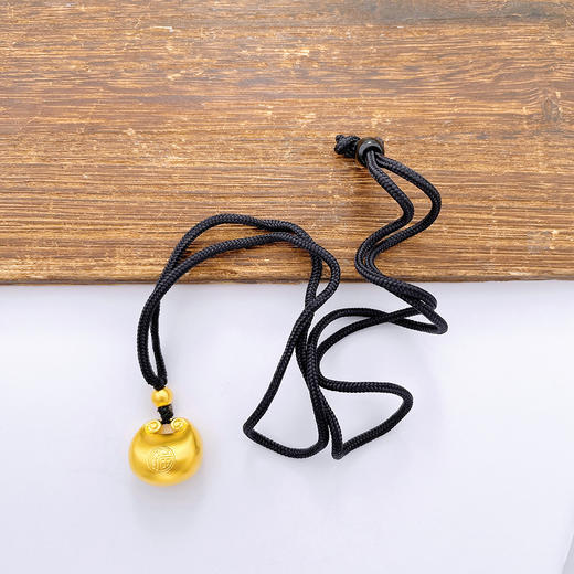 【限时克减128元】足金 #小胖福 #小红书 古法空心双面福字锁包小金坨挂绳吊坠小胖福平安锁吊坠金坨（含珠子）(ANWZGFDZ00203-6)（预售产品下单后不退款不退货不换货不补差价） 商品图2