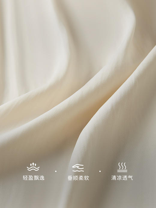 【专属特价】熙世界露肩挂脖无袖背心女外穿夏新款气质修身短款内搭吊带上衣 商品图3