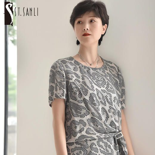 圣三利女装新款圆领上衣SL2012128 商品图0