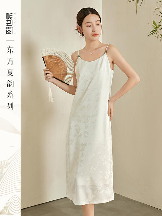 【专属特价】熙世界度假风新中式提花吊带连衣裙女高级感气质裙子2025夏装新款 商品图0