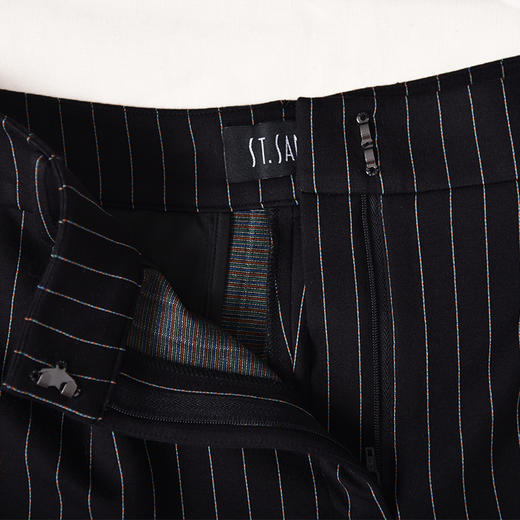 圣三利女装新春秋季休闲条纹短裤SL121C06 商品图3