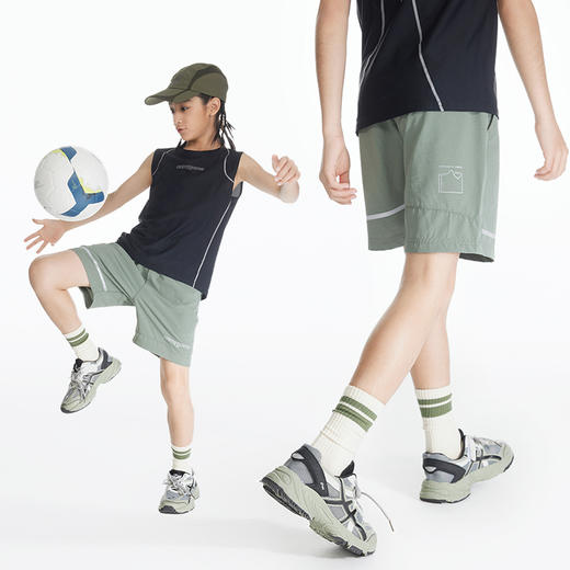 onmygame【超轻爽身裤】男童运动裤短裤 商品图3