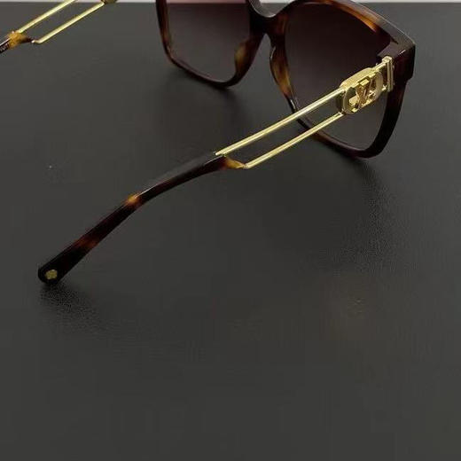 LV太阳镜。  玳瑁色。黑色自己备注颜色 商品图6