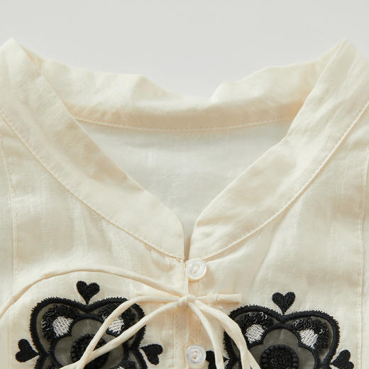 谜底新中式连衣裙短袖2024夏新品复古绣花露肩袖中长裙242ML0597 商品图3