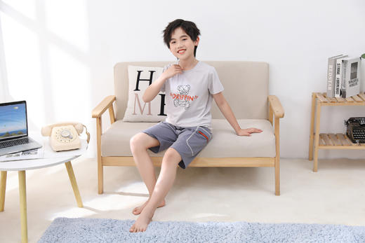 【39元限时秒杀】【秀黛】男童冰感纯棉短袖套装男童夏季睡衣家居服H2441007T【门店同款】【如遇缺货自动退款，介意勿拍】 商品图4