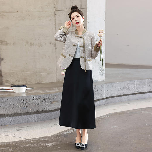 优雅新中式，盘扣撞色提花立领短外套HR-LNS9679 商品图9