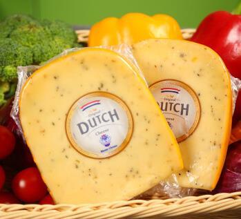 奶酪工坊胡椒味高达干酪（三角）230g 商品图1