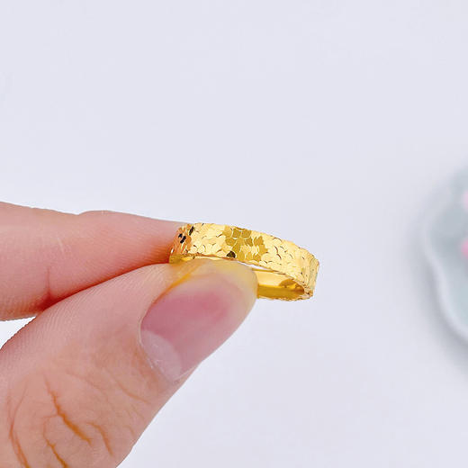 【限时克减150元】足金999.9 #碎碎冰 #【精品】实心固口戒指碎碎冰圈戒满天繁星圈戒（面宽约2.9-3.3mm）(AIJZ00085-2)（预售产品下单后不退款不退货不换货不补差价 商品图2