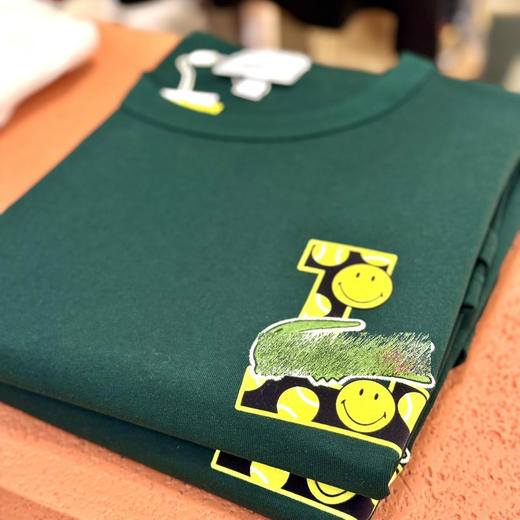 小鱼 × SMILEY联名 2024春夏 卡通笑脸圆领短袖T恤 男女同款 Z-11529 商品图7