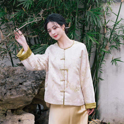 荷言GL 丛中笑 林间鹿纹织金提花新中式上衣 商品图0