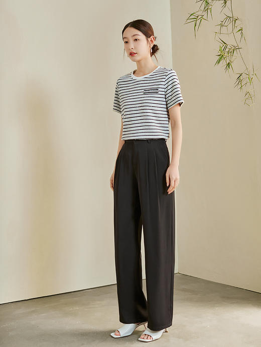 【专属特价】熙世界冰丝针织条纹T恤女短袖2025夏款气质银丝小香风圆领上衣 商品图4