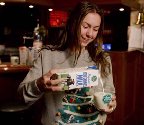  高知女王们如何选牛奶？点击8张智慧卡，揭开「乳业绝密」，建议收藏！ 