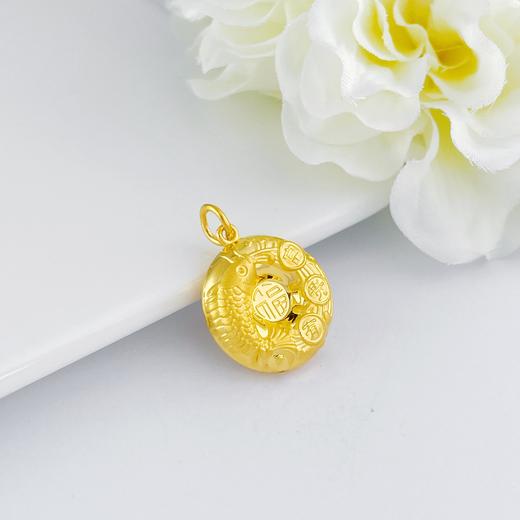 【限时克减150元】足金999.9 双面富贵有鱼空心福字平安扣吊坠(AF020DZ00079)（预售产品下单后不退款不退货不换货不补差价） 商品图1