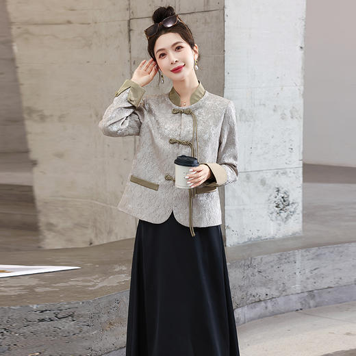 优雅新中式，盘扣撞色提花立领短外套HR-LNS9679 商品图5