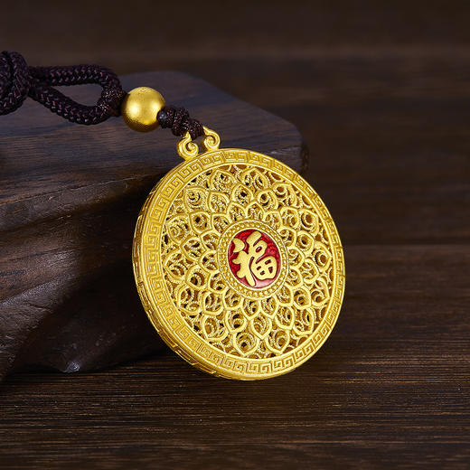 【限时克减150元】足金999 #八宝罗盘 #小红书 古法挂绳倒模花丝珐琅八方祥瑞福字八宝罗盘吊坠（含珠子）(YGFDZ00199)补差价）预售产品下单后不退款不退货不换货不补差价 商品图1