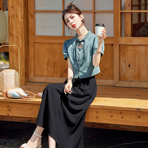 时尚新中式，盘扣牛仔上衣半身两件套HR-YLFS8888 商品图5
