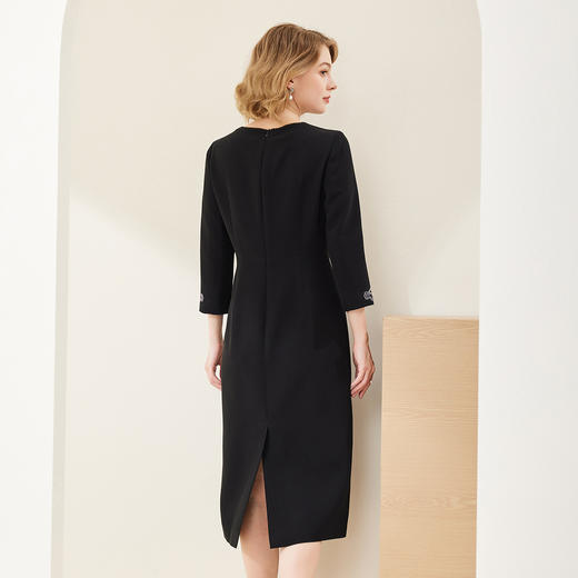 MC823斯尔丽2024春季新款浪漫满天星彩色烫钻圆领七分袖收腰修身连衣裙 商品图1