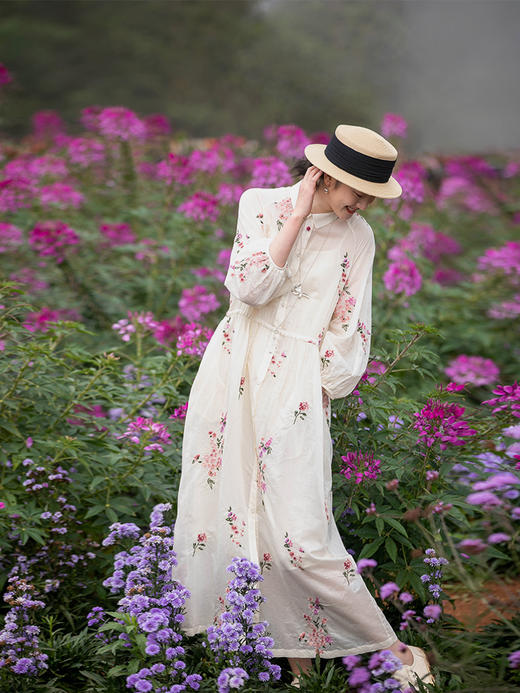 牧衣游原创 丝棉匹绣连衣裙女新款宽松轻薄文艺减龄气质长裙 白夜 商品图2