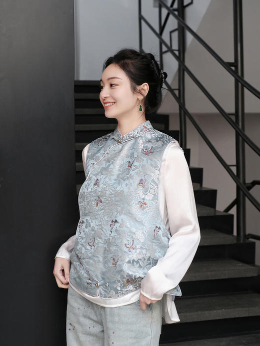 盛唐牡丹 |牡丹戏蝶真丝云锦马甲 商品图4