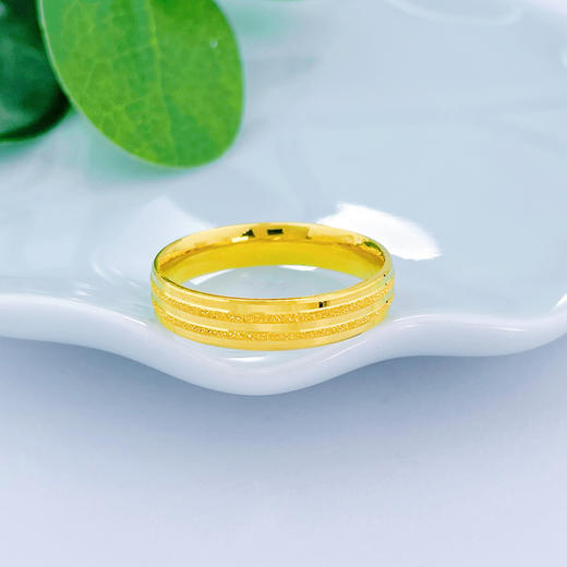 【限时克减150元】足金999.9 空心喷砂条纹固口圈戒（面宽约3.8-4.2mm）(AF010JZ00072)（预售产品下单后不退款不退货不换货不补差价 商品图0