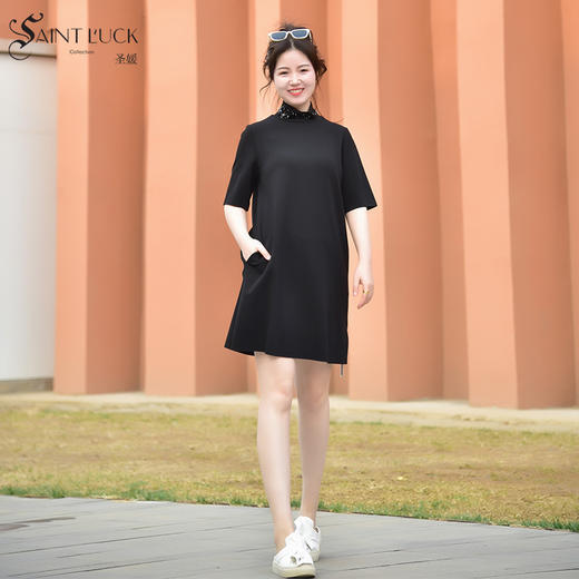 SAINT L’UCK/圣媛女装秋季中长款半高领连衣裙SA319L09 商品图1