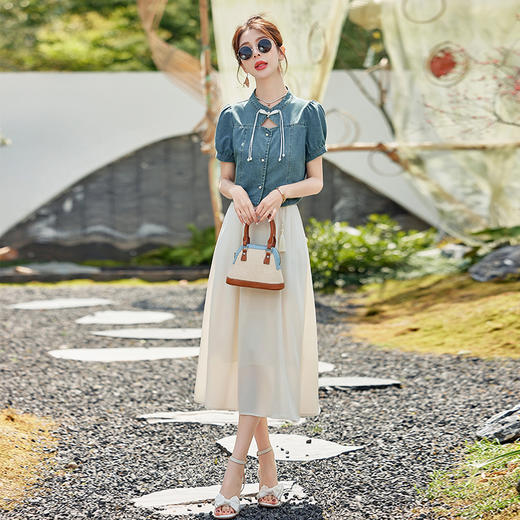 时尚新中式，盘扣牛仔上衣半身两件套HR-YLFS8888 商品图7