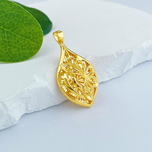 【限时克减150元】足金999.9 叶子形影底吊坠(AF050DZ00031)预售产品下单后不退款不退货不换货不补差价 商品图1