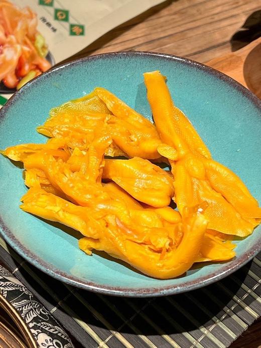 【脱骨鸭掌】🦆🔥🔥🔥✅卤趣泡椒味脱骨鸭掌，泡菜技术甄选原材料 ✅采用48小时浸泡工艺生产，具有鲜香弹脆的特点 商品图13